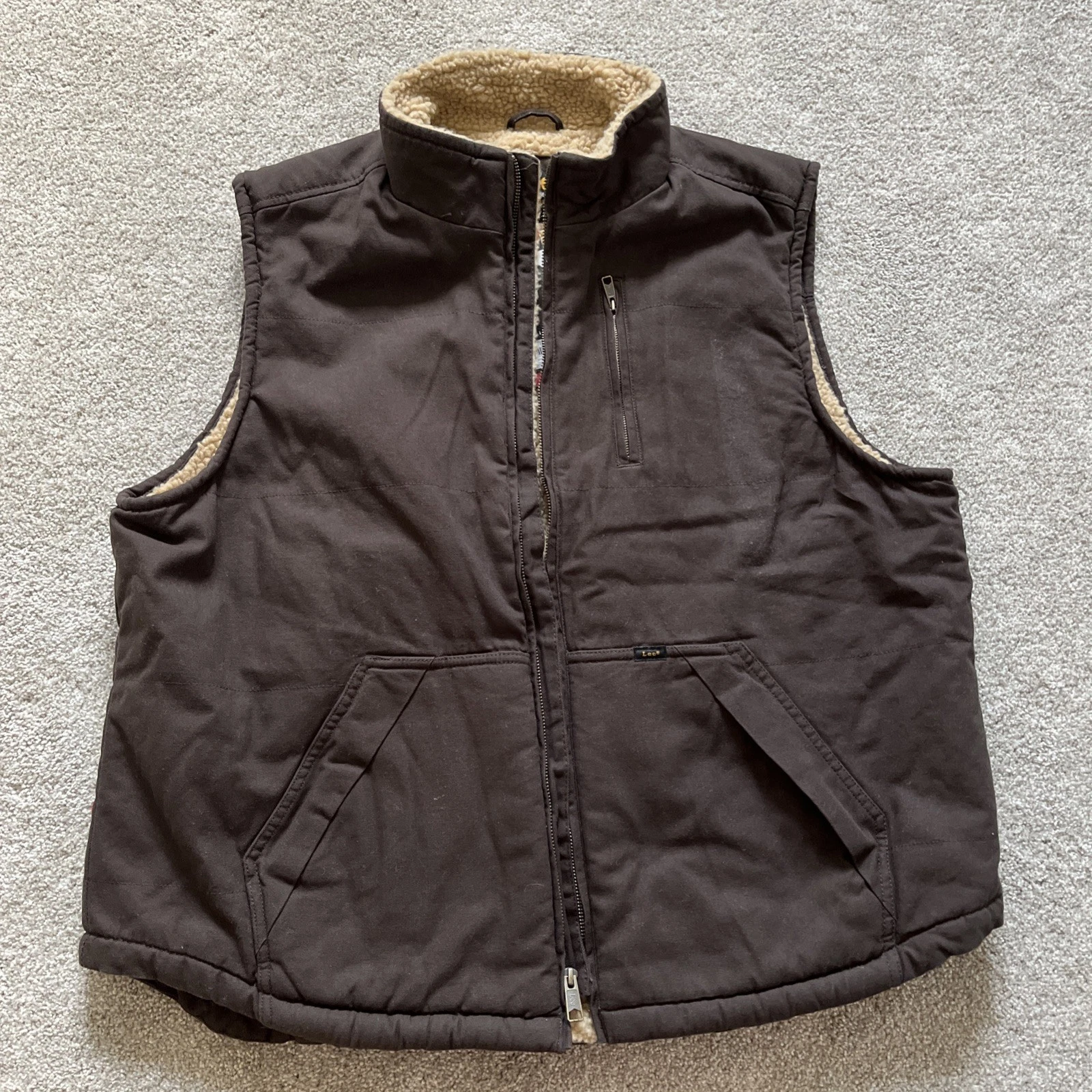Lee Workwear Vest Mens XL Brown Full Zip Sherpa Fleece Zippered Pockets NWTs