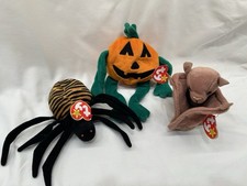 Lot of 3 Halloween Ty Beanie Babies; Spinner, Pumpkin, Batty