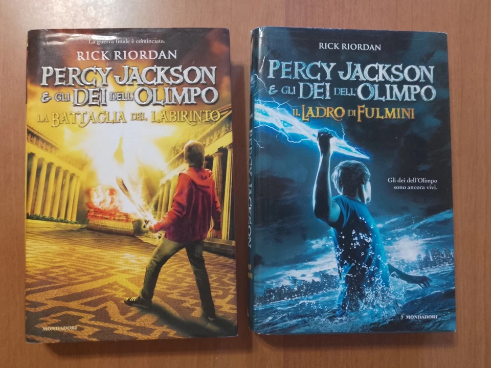 PERCY JACKSON E GLI DEI DELL'OLIMPO SAGA 5 LIBRI  - RICK RIORDAN ( COP. RIGIDA ) - Immagine 3 di 4