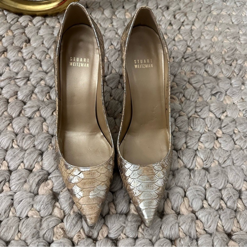 Stuart Weitzman Python Snakeskin Silver Cream Hee… - image 2