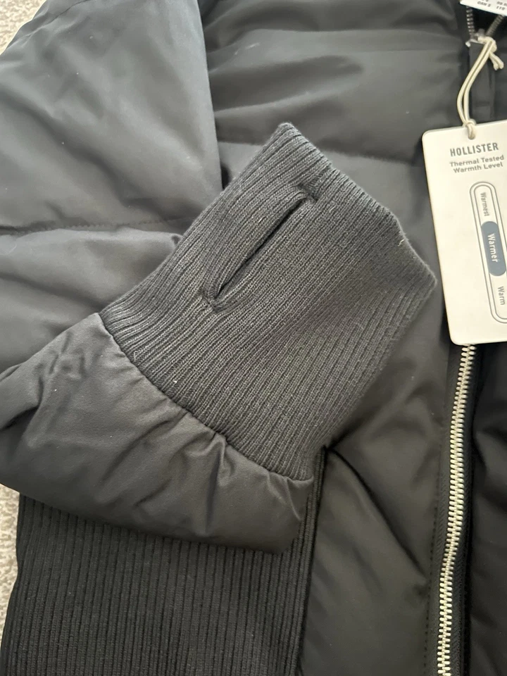 Hollister Puffer Jacket Fur Hood Women’s Size Large - Image 3 of 4