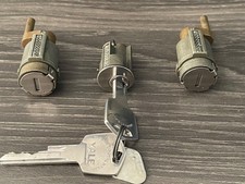 1957-1959 Imperial Chrysler Desoto Dodge Ignition 2 Door Locks Mopar 1698668 1957-1959 Imperial Chrysler Desoto Dodge Ignition 2 Door Locks Mopar 1698668