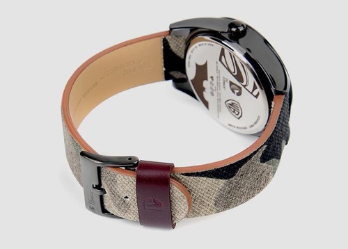 DC Comics Genuine Superman Wrist Watch Camouflage Band Movie Gift DC14107S-CBA - Picture 5 of 7