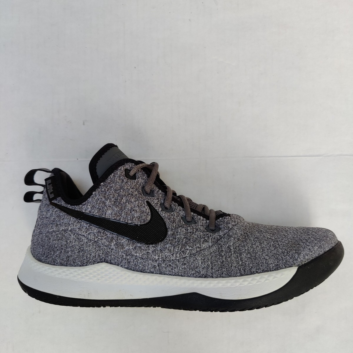 【mik.】Nike LeBron Witness 3 AO4433003 Nike Men's LeBron Witness 3 Black & Gold Basketball Shoes