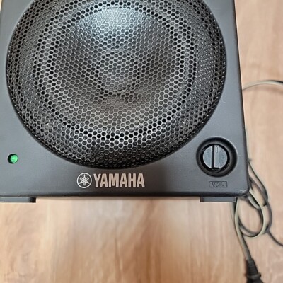 Yamaha MSP5 60 W Biamped Studio Monitor Powers On 9” L x 6.5 Yamaha MSP5 60 W Biamped Studio Monitor Powers On 9” L x 6.5