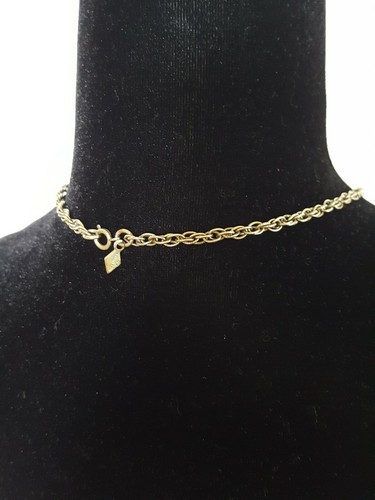 Signed Sarah Coventry Vintage Antique Brass Finish Necklace + Oval Pendant 25 " - Picture 4 of 10