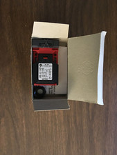 Allen-Bradley 802F-S62P2 interlock switch