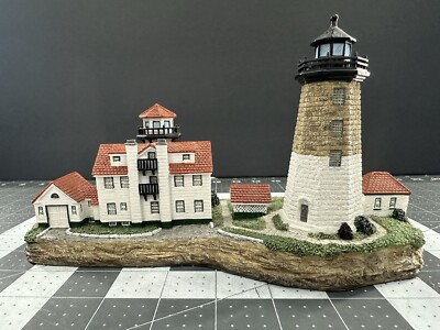 Harbour Lights HL223 Point Judith Rhode Island Lighthouse Artist #4206 1998