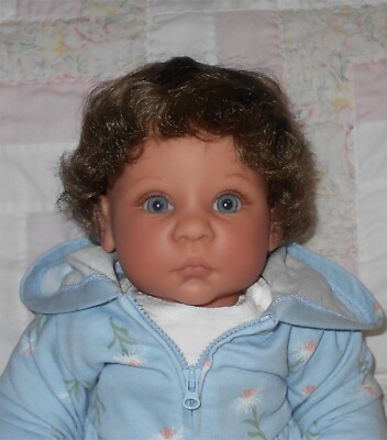 WEE 3 DIANNE Unisex Doll Wig SIZE 12-13.5 LIGHT BROWN (BIG) Short Layers NWT