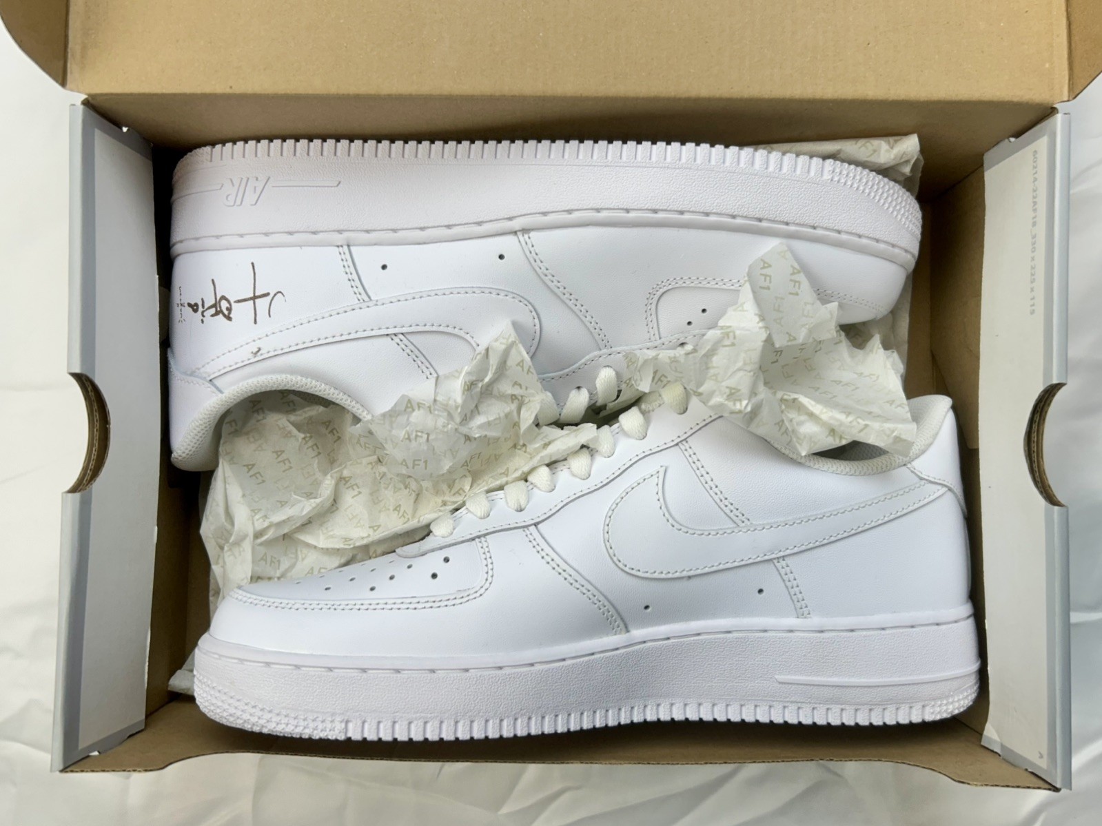 Nike Air Force 1 Low White '07 Mens White Sports Sneaker CW2288-111