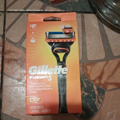 Gillette Fusion 5 Men's Razor 1 Razor & 1 Cartridge Refill Mens Shaving Grooming