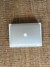 Apple MacBook Pro 13” Retina (Mid 2014) 2.6GHz i5 / 8GB RAM