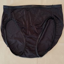 NWOT Vanity Fair ILLUMINATION Nylon Hi-Cut panties size 7