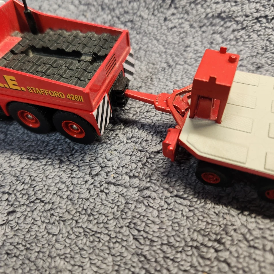 Diecast A.L.E. Stafford 42611. Hauling A LNER Train Car.. 1:50. Loose. - Image 4 of 4