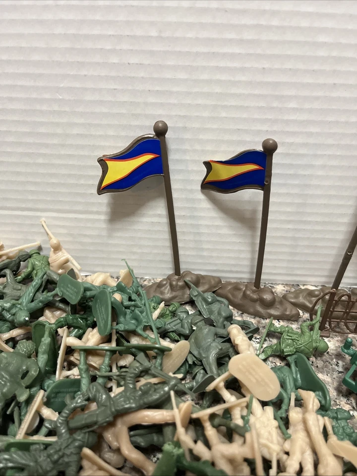 Lote de hombres de plástico del ejército - Figuras militares - Vehículos militares - Accesorios Foto 4 de 4