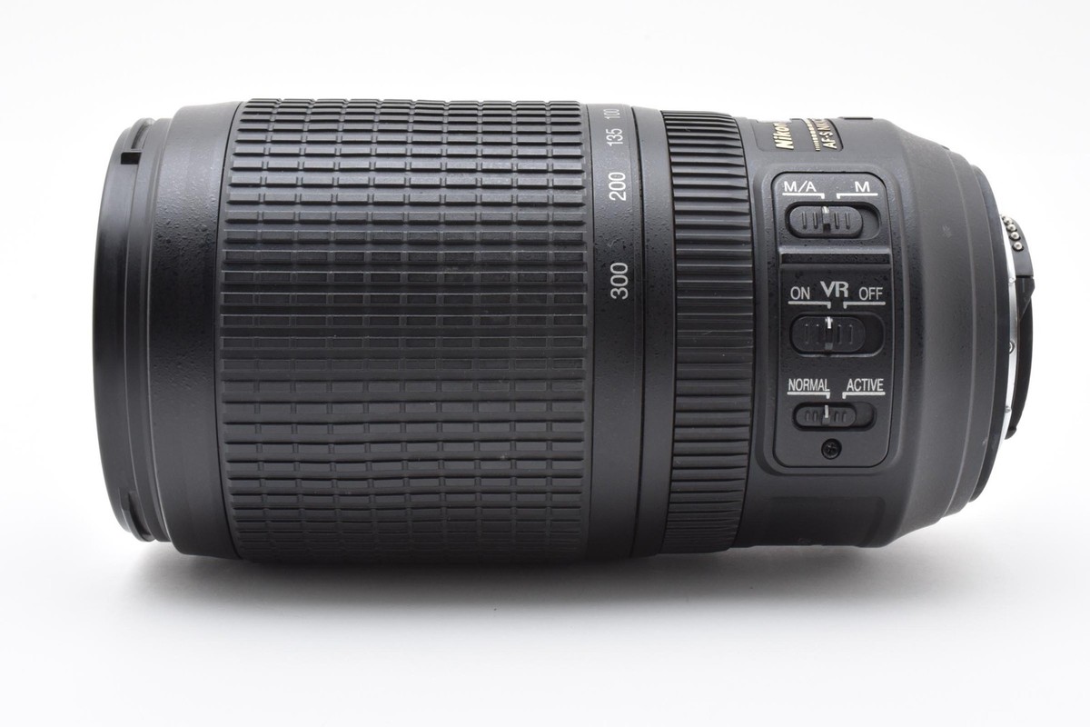 Nikon AF-S NIKKOR 70-300mm f/4.5-5.6 G ED VR Lens From Japan