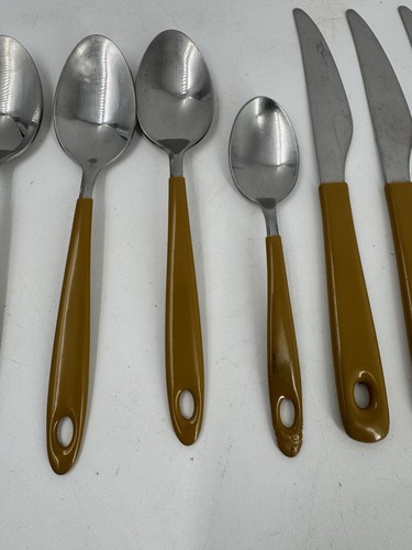 Vintage 1971 Imperial Casualware stainless silverware, coated handles, 9 pieces - Picture 4 of 13