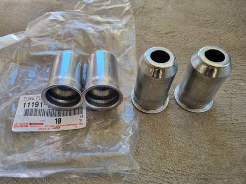 Toyota KE70 Corolla KP30 KP61 Starlet spark plug tubes NEW 11191-22010 - Picture 2 of 2