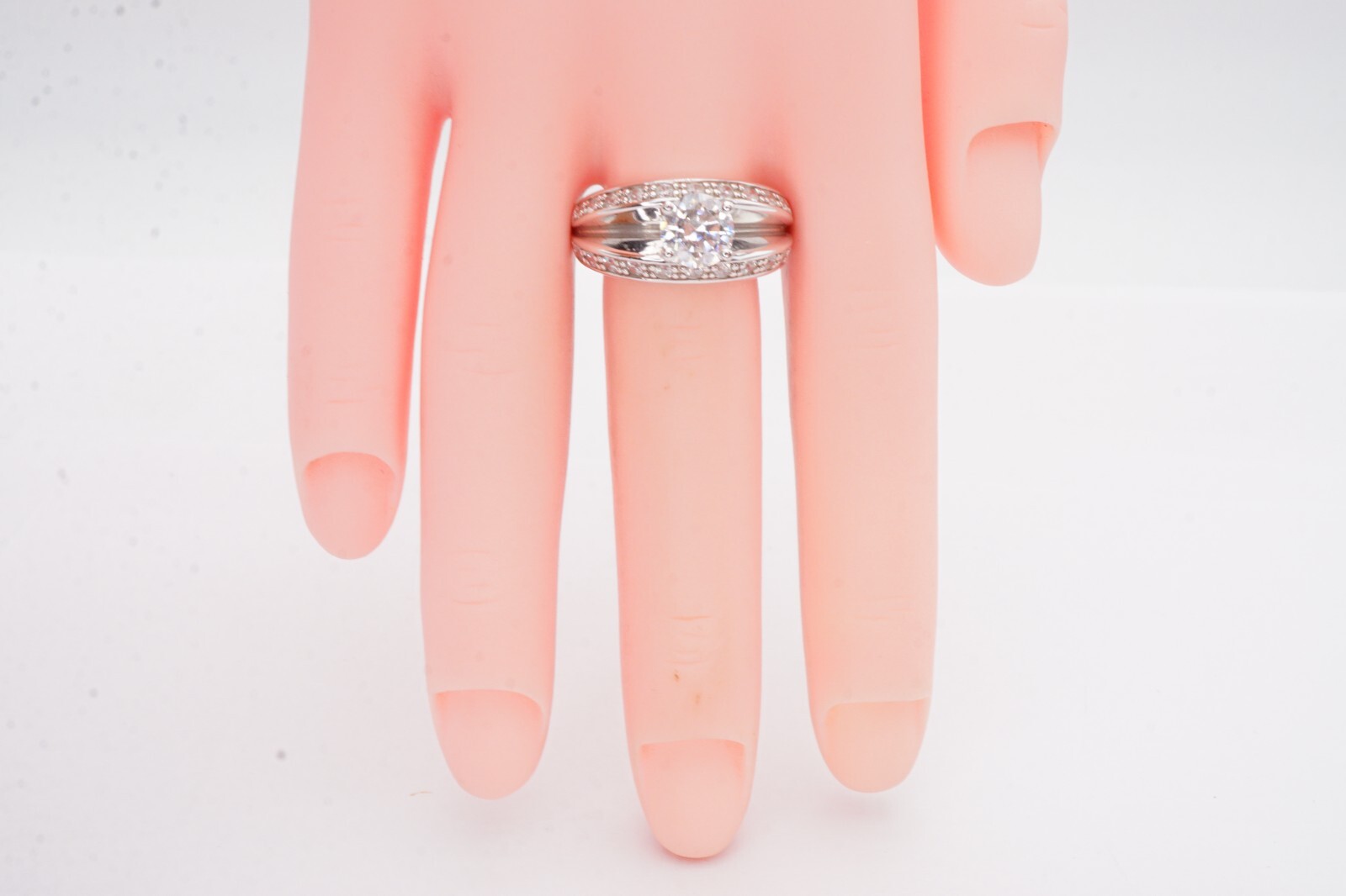 Diamonique Sterling Silver 925 Cubic Zirconia Ring Size 7 L9