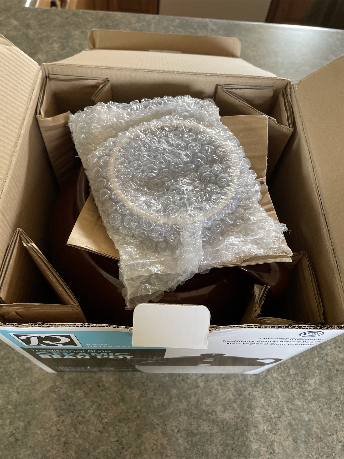 R&M International Traditional Style Ceramic Bean Pot w/ Lid 4.5 Quart (Open Box)