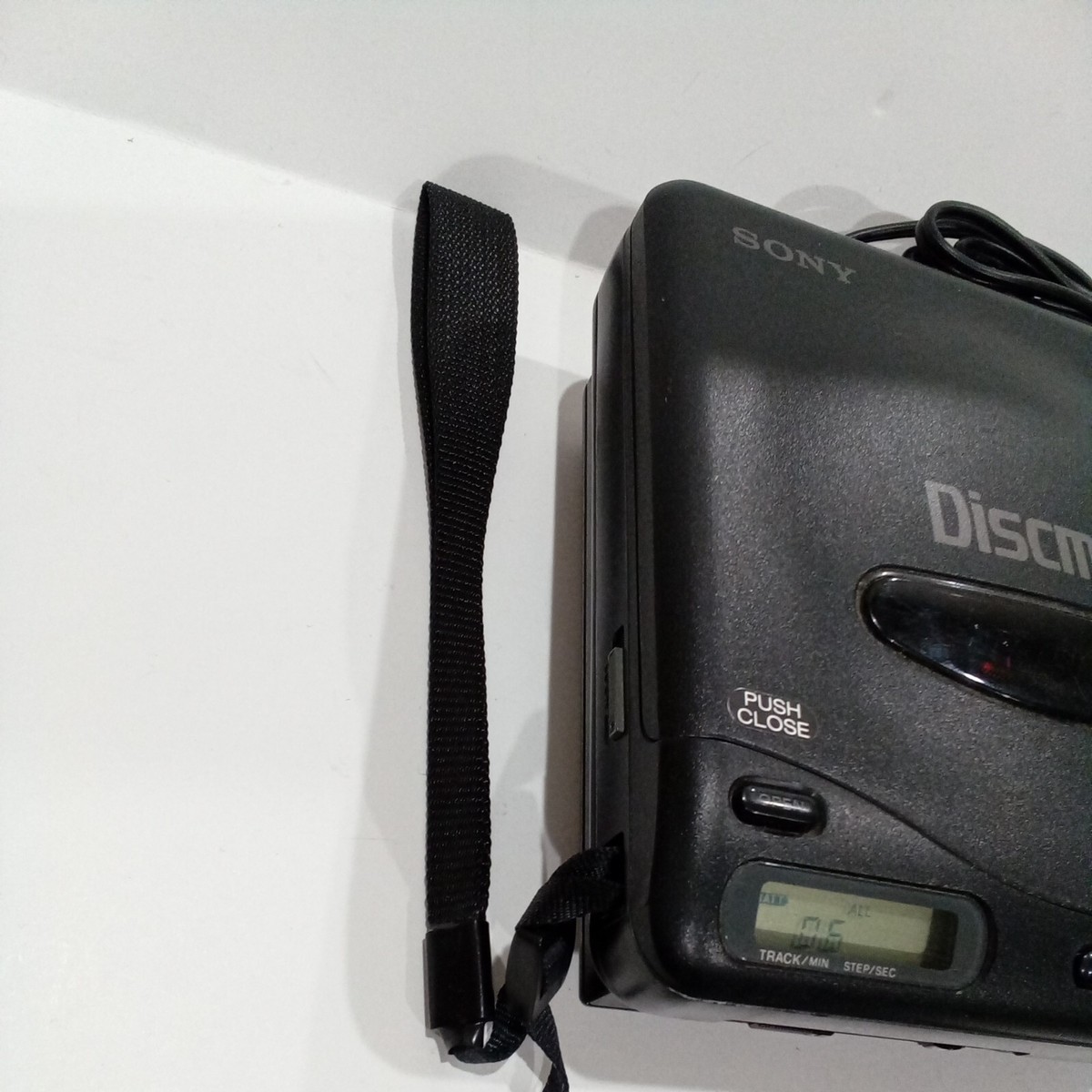 Sony D-11 Discman With Car Mount Plate CPM-200P & Cassette Adapter