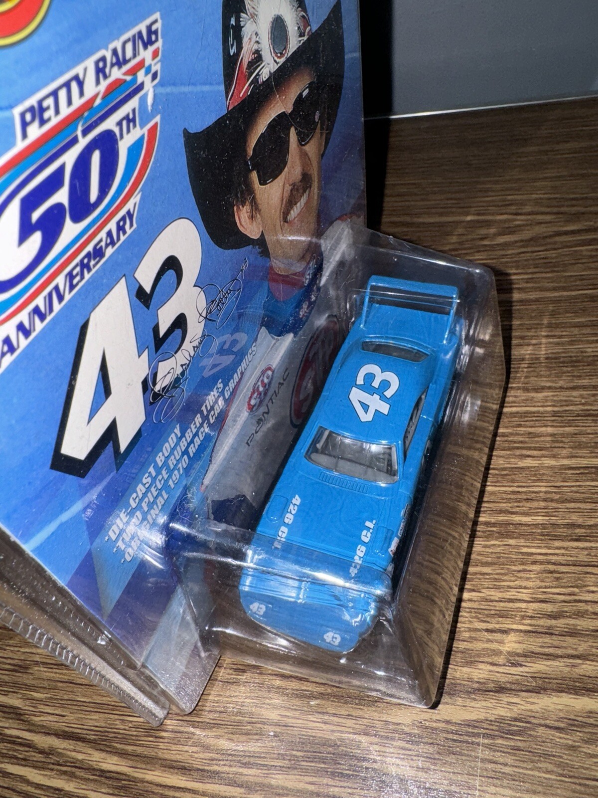 Picture 4 of 5