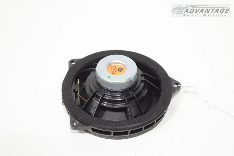 BMW 750i xDRIVE G12 2016-2020 PANEL DE PUERTA DELANTERA DERECHA ALTAVOZ DE AUDIO OEM Foto 2 de 4