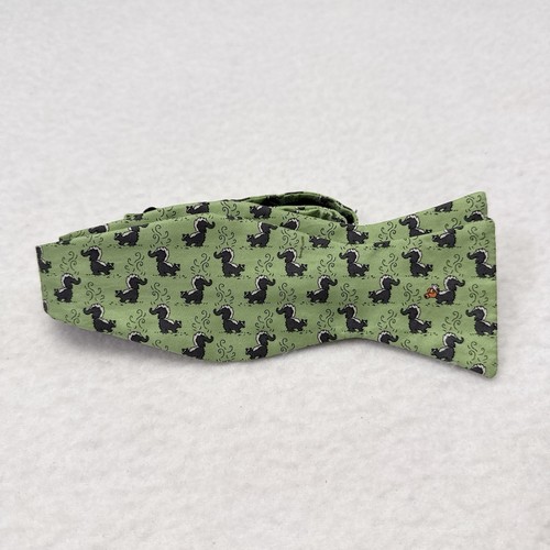Alynn Neckwear Fliege grün Stinktier Druck Gasmaske adrett 100 % Seide lustig