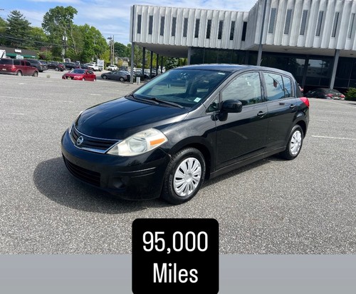 2012 Nissan Versa ONLY 95,000 MILES
