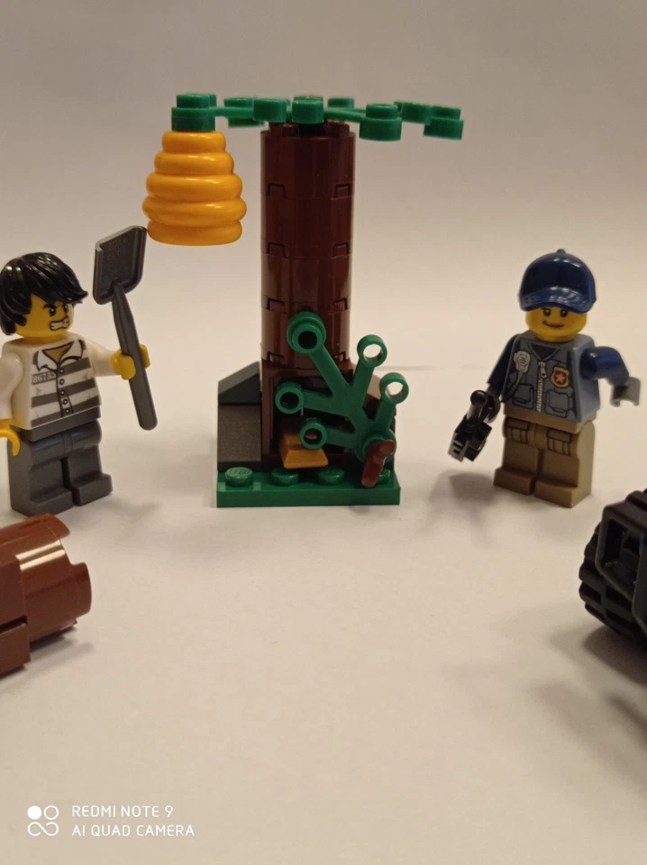 LEGO City 60171 Mountain Fugitives, foto 4 di 4