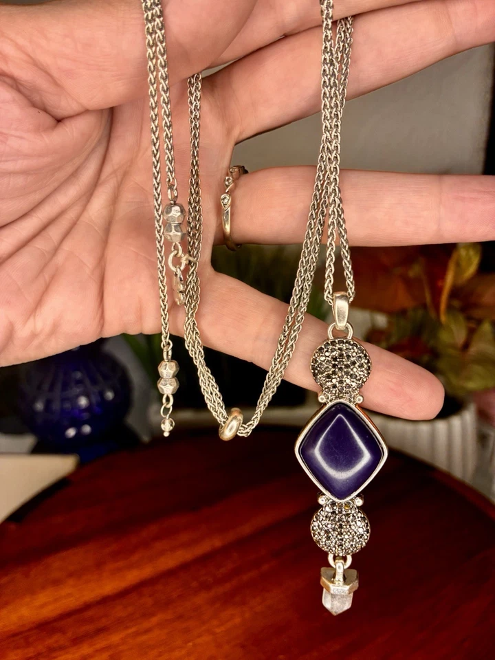 Cabochão azul tom prata, pingente de marcasita, colar, corrente longa ajustável - Imagem 2 de 4