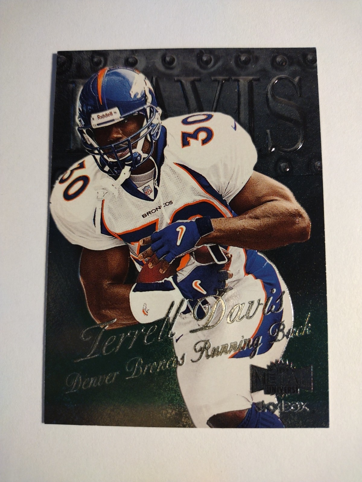 1999 SkyBox Metal Universe #104 Terrell Davis