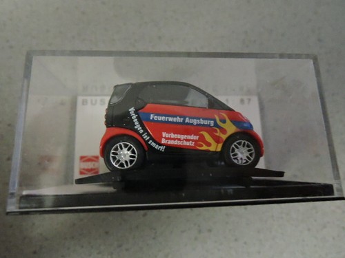Busch 48994 Smart Fortwo Feuerwehr Augsburg  aus Sammlung in OVP (127-635) - Bild 1 von 2