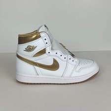 Nike Air Jordan 1 Retro High OG Women's "Metallic Gold"
