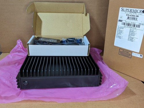 Supermicro SYS-E302-9A Fanless Atom C3558 16GB RAM 64GB SSD pfSense OPNsense QAT - Picture 2 of 3