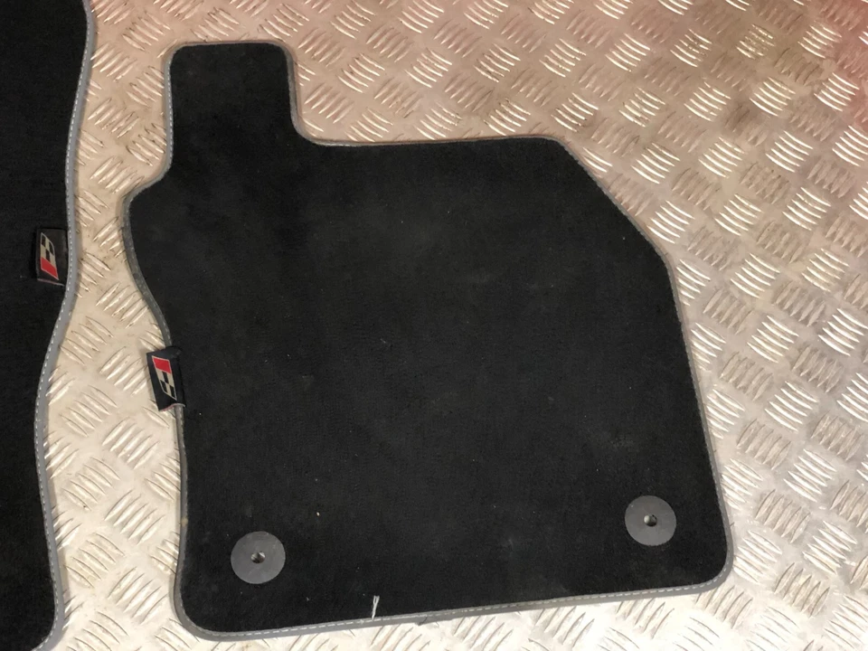 Seat Leon 5F Cupra Front Rear Floor Foot Mat Carpet Set Of 4 RHD 5F0863011L Foto 4 de 4