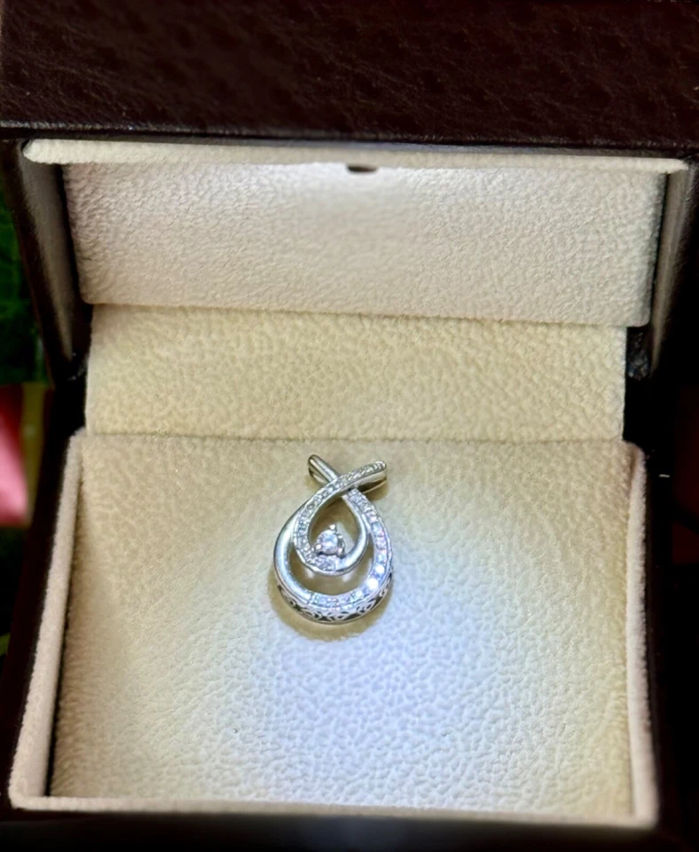 KSJ 10k White Gold 0.33ct Round Diamond Crossover Teardrop Pendant Necklace - Image 2 of 4