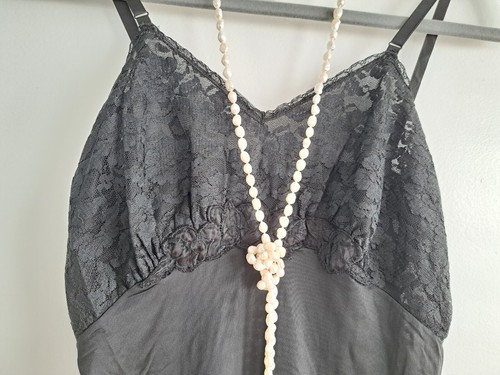 Vintage Seamprufe Black Full Slip MIDI Lace Trim Negligee Size Short 32 - Picture 4 of 8