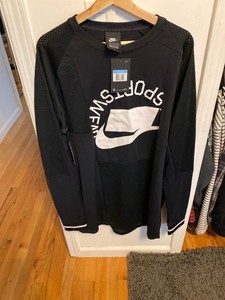 nike oversized long sleeve