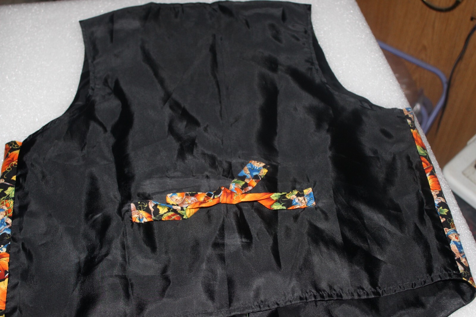 Vest Basic Editions Fall Print With Pumpkins/Bear… - image 3