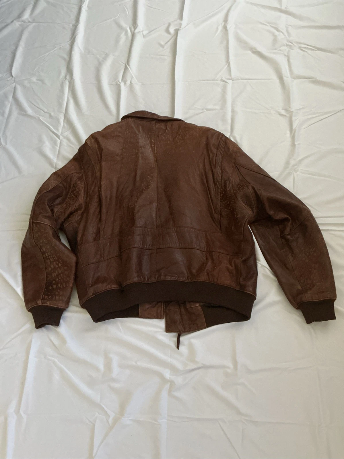 Vintage Banana Republic Leather Bomber Jacket - product detail image 6