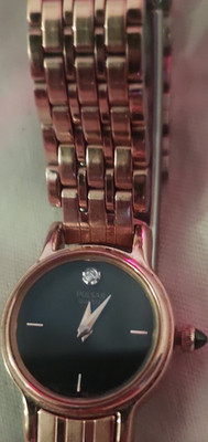 pulsar quartz gold tone black dial baton indexes bracelet women's wristwatch