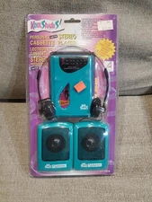 NIB Vintage KoolShades Alaron Personal AM/FM Stereo Cassette Player Retro Colors