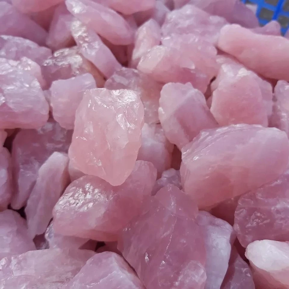 Genuine Rose Quartz Rough Crystals Bulk Listing By the Kilo Kg Wholesale Job Lot - Image 3 of 4
