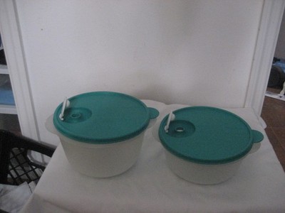 TUPPERWARE SET OF (2) CRYSTALWAVE MICROWAVE SAFE CONTAINERS NLA/NOS  FREE SHIP