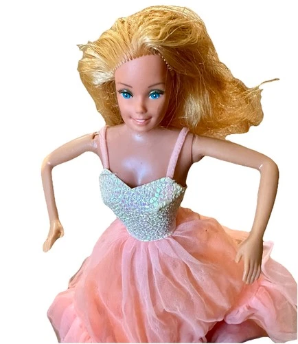 Vintage Peaches And Cream Barbie 1984 Mattel Original Dress