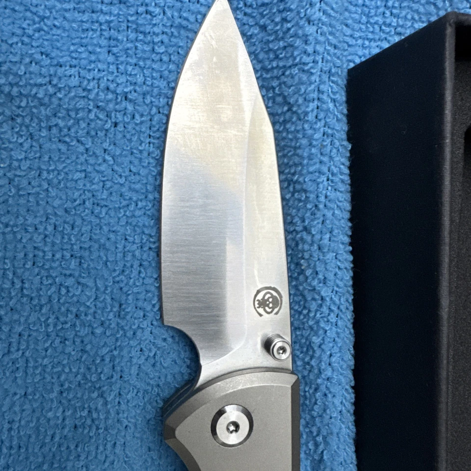 Hoja de cuchillo Chaves Liberation 229 titanio EDC M390 Foto 4 de 4