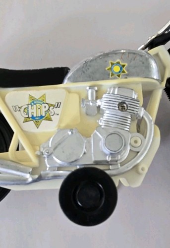 RARE Vintage 1980 Ideal Toy Co Chips Free Wheeling Motorcycle - Picture 7 of 9
