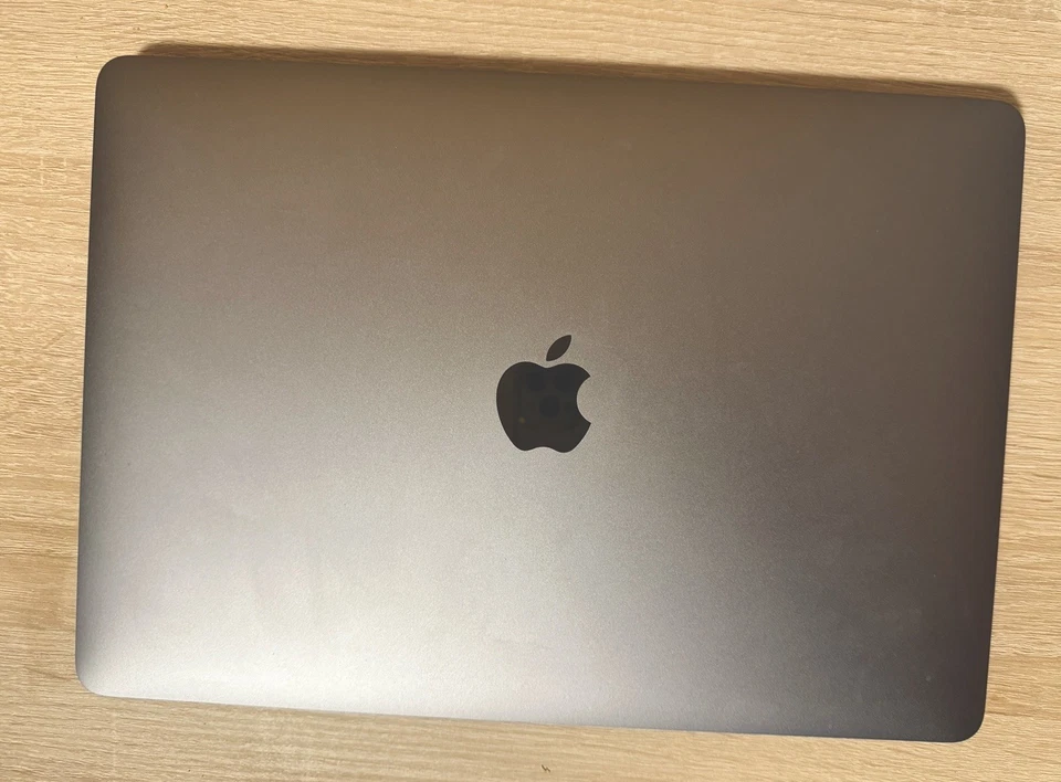 Apple MacBook Pro 13" M1 · 16GB · 2TB, foto 2 di 4