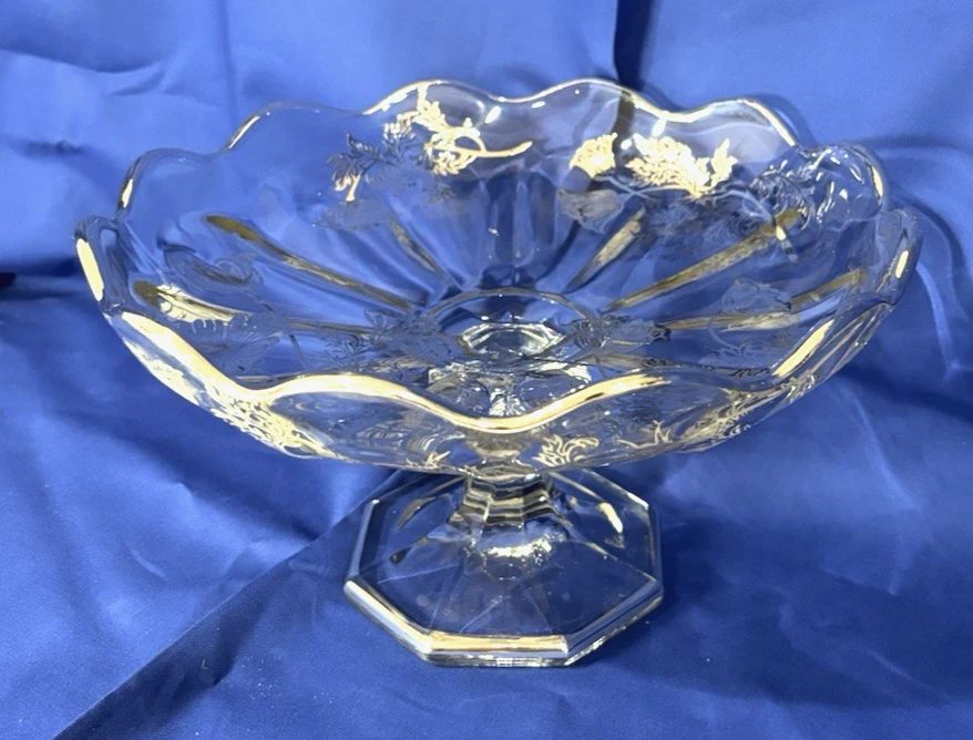 Early 1900's Vintage Pressed Glass Candy Dish with Silver Overlay Poppies - Image 2 of 4